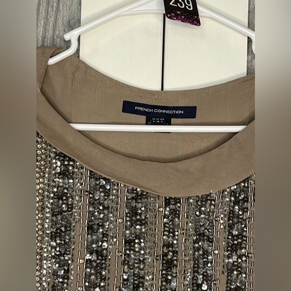 239. French Connection Beaded/Sequin Blouse size 8 - Picture 3 of 8